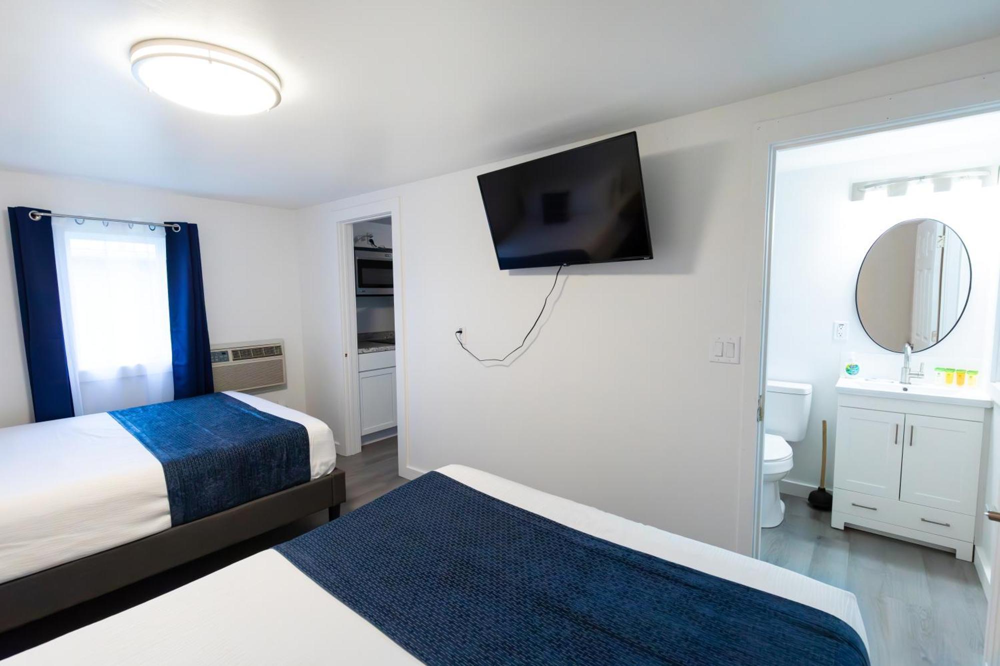 Anchor Bay Inn And Suites Sandusky Bagian luar foto