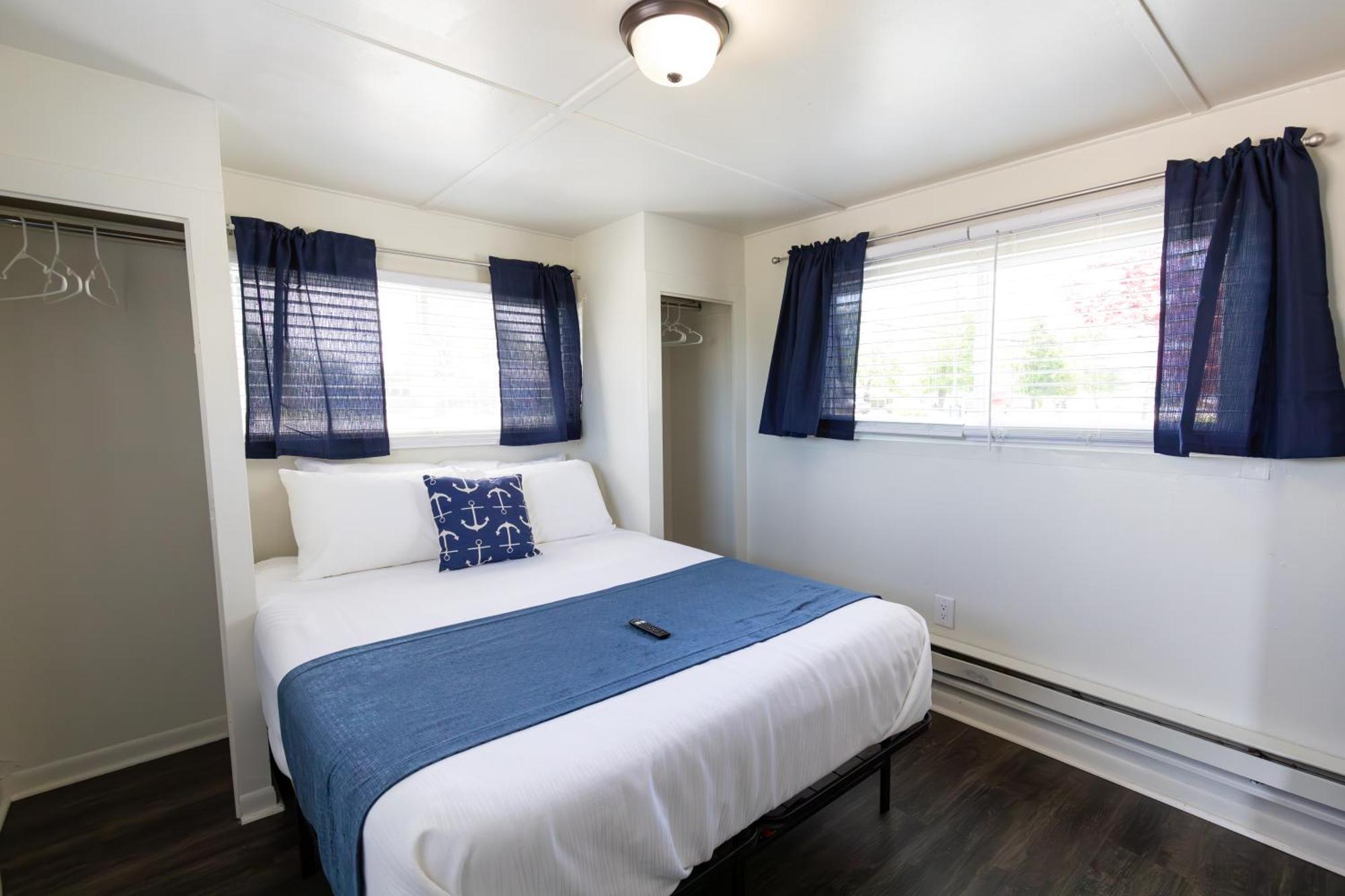 Anchor Bay Inn And Suites Sandusky Ruang foto
